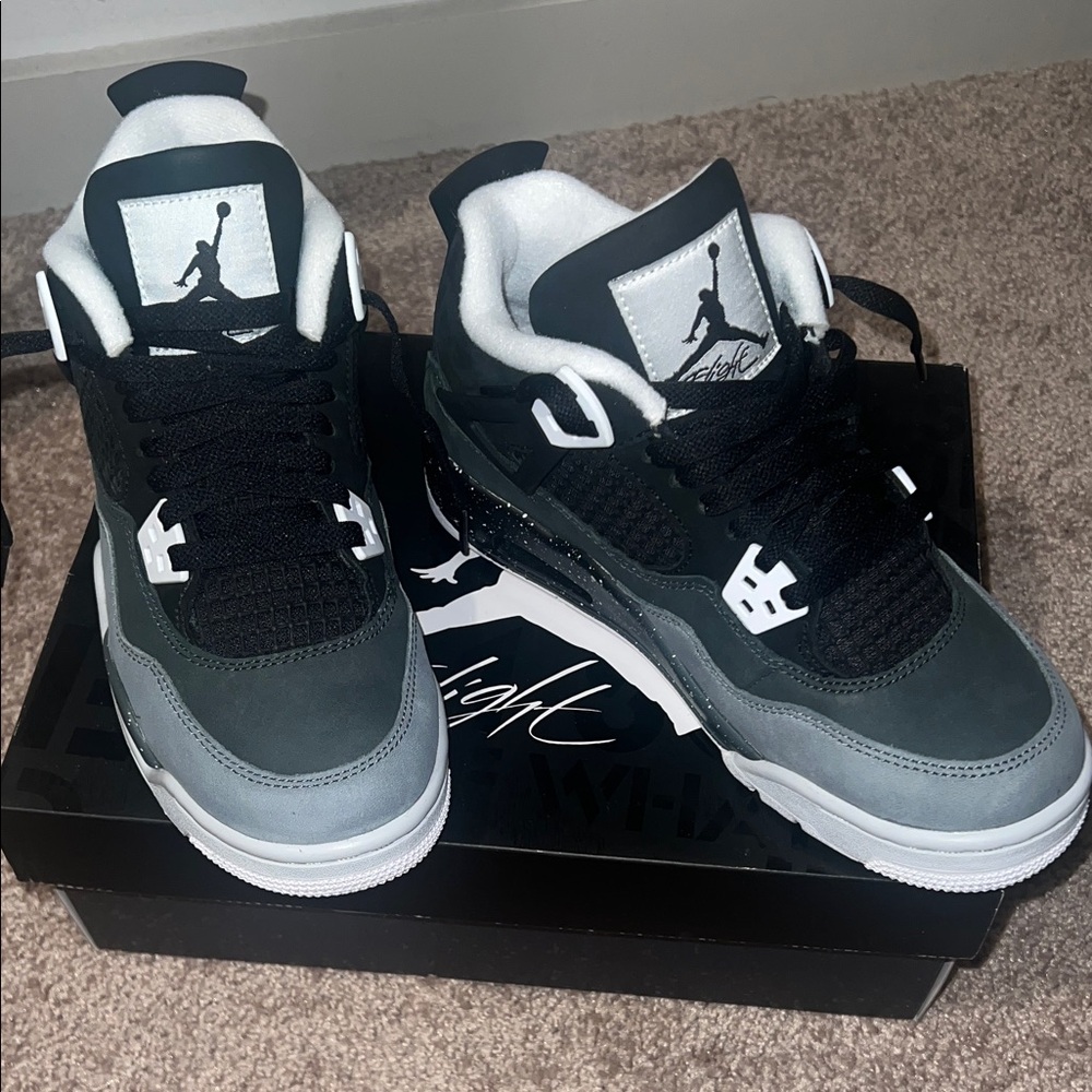 Jordan Fear 4 Black and White Sneakers